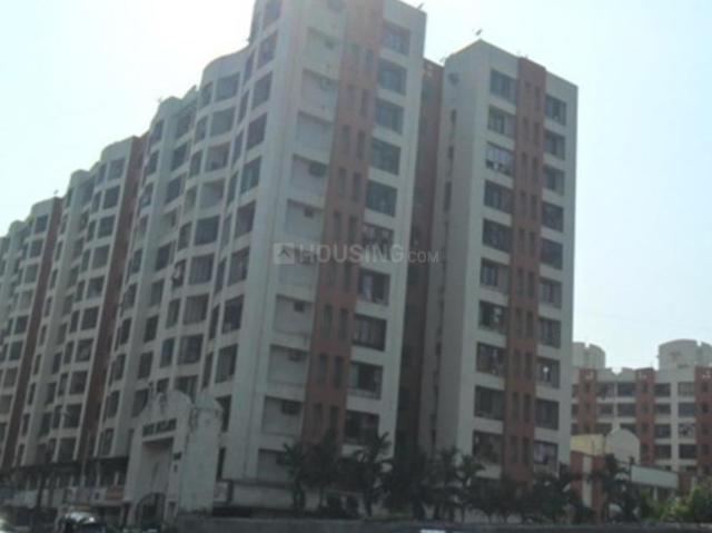 2 BHK Apartment in Kandivali West for rent Mumbai. The reference number is 18758717