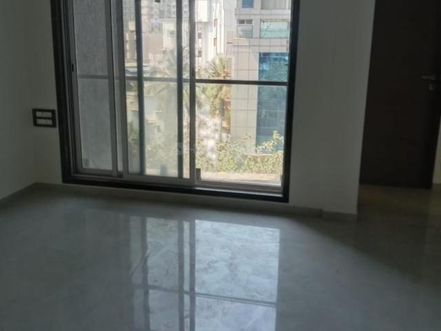 2 BHK Apartment in Kandivali West for rent Mumbai. The reference number is 19744346