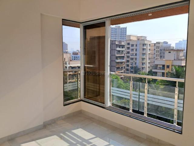 2 BHK Apartment in Kandivali West for rent Mumbai. The reference number is 19917093