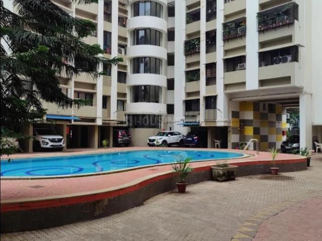2 BHK Apartment in Kandivali West for rent Mumbai. The reference number is 19944694