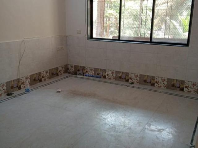 2 BHK Apartment in Kandivali West for rent Mumbai. The reference number is 20089826