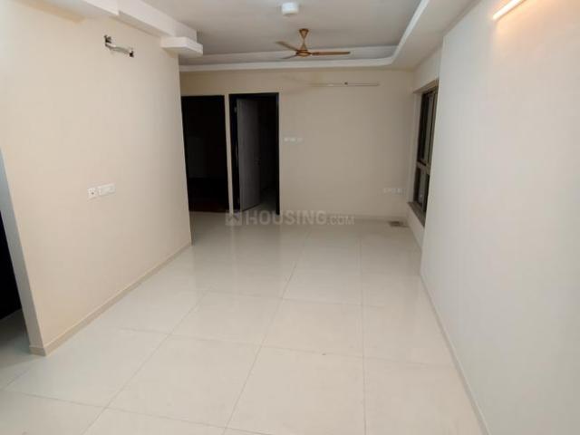 2 BHK Apartment in Kandivali West for rent Mumbai. The reference number is 20661015
