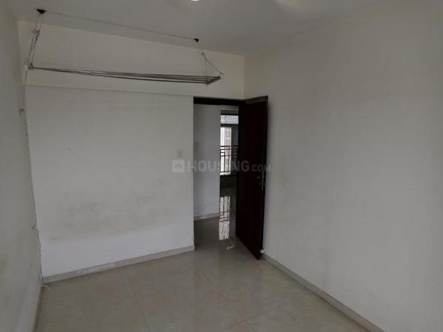 2 BHK Apartment in Kandivali West for rent Mumbai. The reference number is 20995785