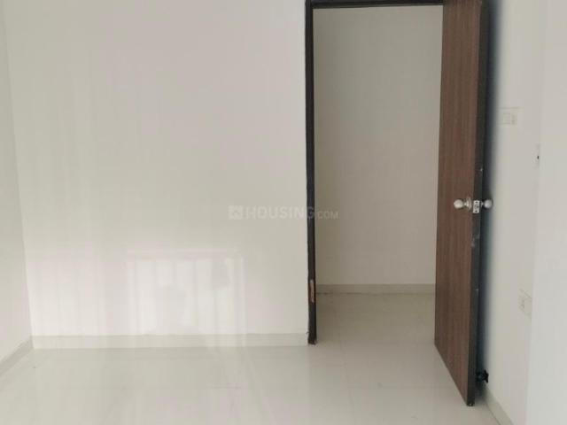 2 BHK Apartment in Kandivali West for rent Mumbai. The reference number is 20997082