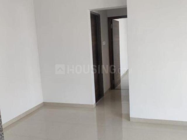 2 BHK Apartment in Kandivali West for rent Mumbai. The reference number is 21117929