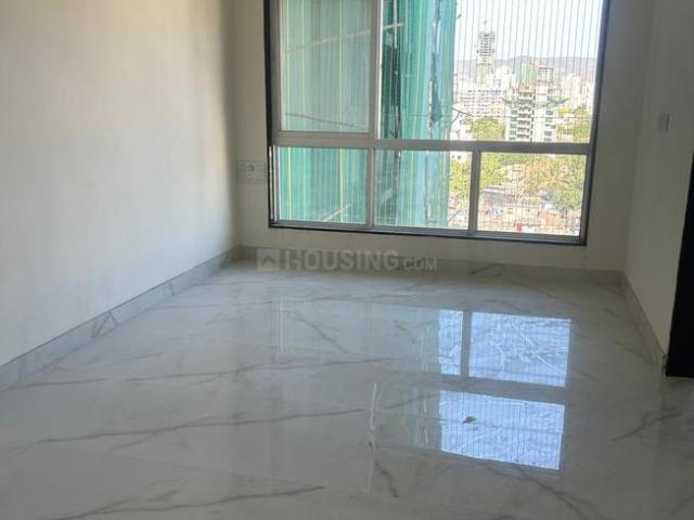 2 BHK Apartment in Kandivali West for rent Mumbai. The reference number is 21234947