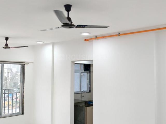 2 BHK Apartment in Kandivali West for rent Mumbai. The reference number is 21364741