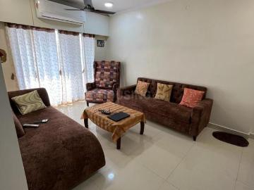 2 BHK Apartment in Kandivali West for resale Mumbai. The reference number is 17592163