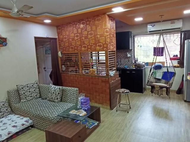 2 BHK Apartment in Kandivali West for resale Mumbai. The reference number is 19702947