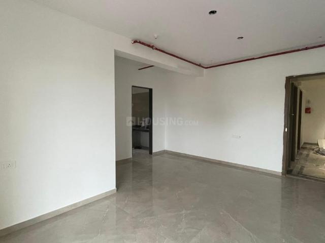 2 BHK Apartment in Kandivali West for resale Mumbai. The reference number is 19778264