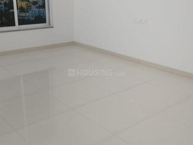 2 BHK Apartment in Kandivali West for resale Mumbai. The reference number is 19788170