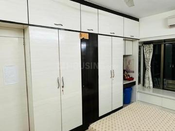 2 BHK Apartment in Kandivali West for resale Mumbai. The reference number is 20421295