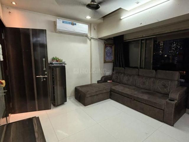 2 BHK Apartment in Kandivali West for resale Mumbai. The reference number is 20637417
