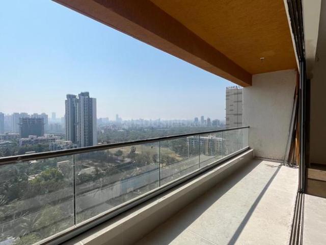 2 BHK Apartment in Kandivali West for resale Mumbai. The reference number is 20638362