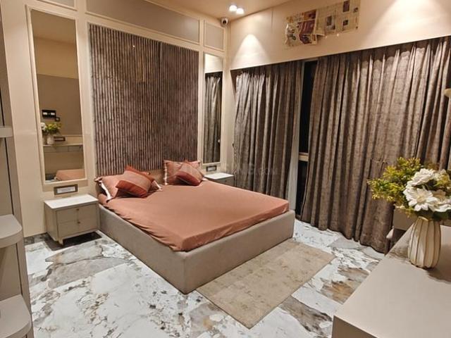 2 BHK Apartment in Kandivali West for resale Mumbai. The reference number is 20896338