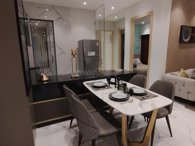 2 BHK Apartment in Kandivali West for resale Mumbai. The reference number is 20036714