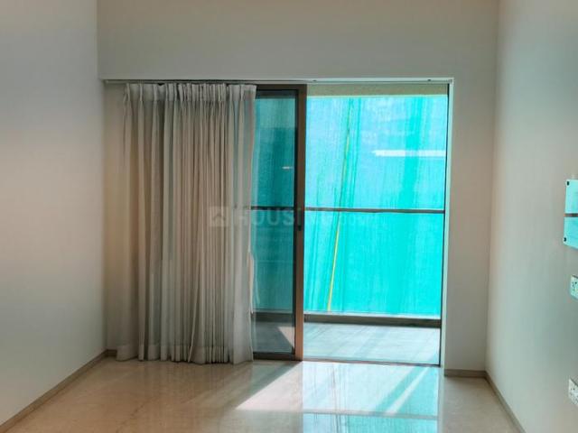 2 BHK Apartment in Kandivali West for resale Mumbai. The reference number is 20209994