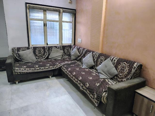 2 BHK Apartment in Kankaria for rent Ahmedabad. The reference number is 20246401
