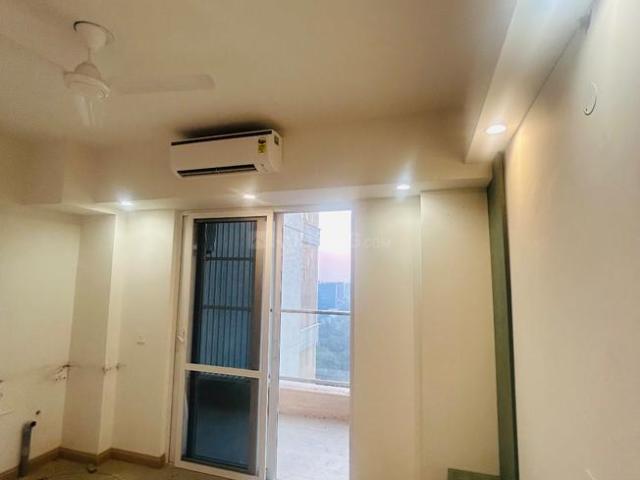 2 BHK Apartment in Karampura for rent New Delhi. The reference number is 19537128