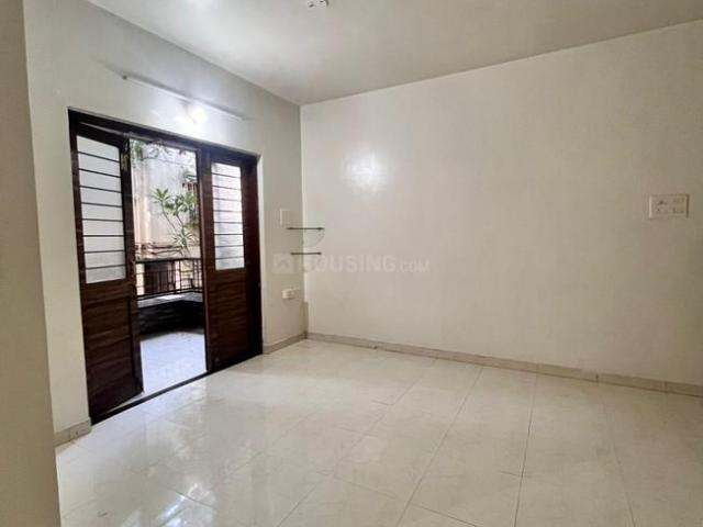 2 BHK Apartment in Karve Nagar for rent Pune. The reference number is 21064612