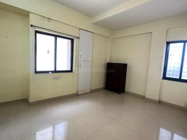 2 BHK Apartment in Karve Nagar for rent Pune. The reference number is 21067800