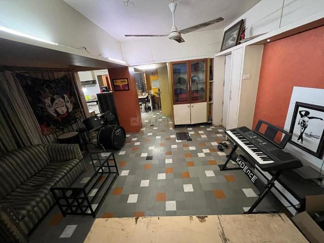 2 BHK Apartment in Karve Nagar for rent Pune. The reference number is 21026246