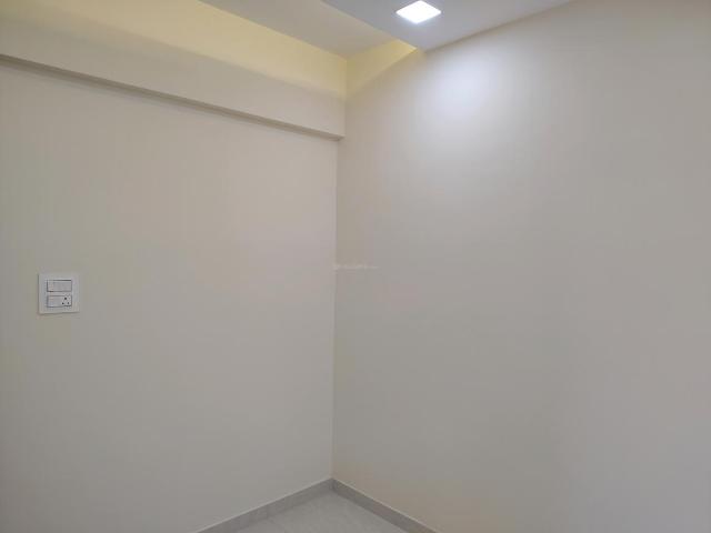 2 BHK Apartment in Kasarvadavali for rent Thane. The reference number is 8112016