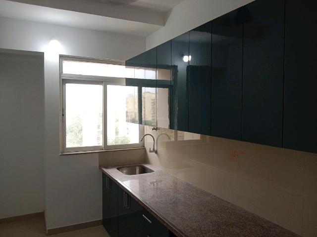 2 BHK Apartment in Kasarvadavali for rent Thane. The reference number is 18000437