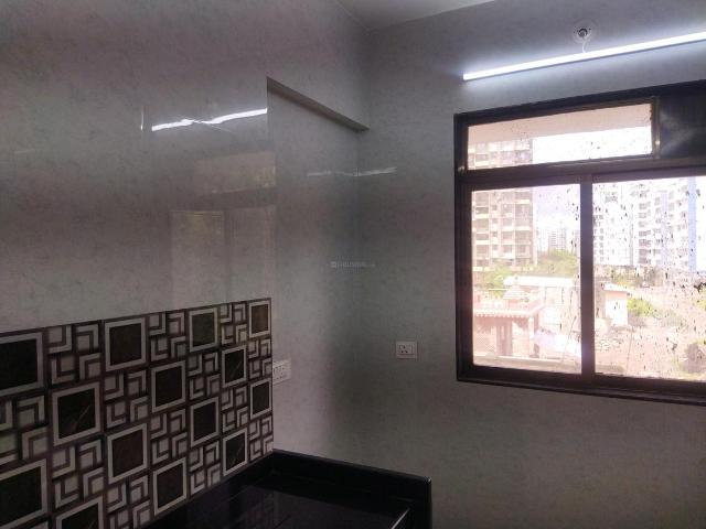 2 BHK Apartment in Kasarvadavali for rent Thane. The reference number is 18235465