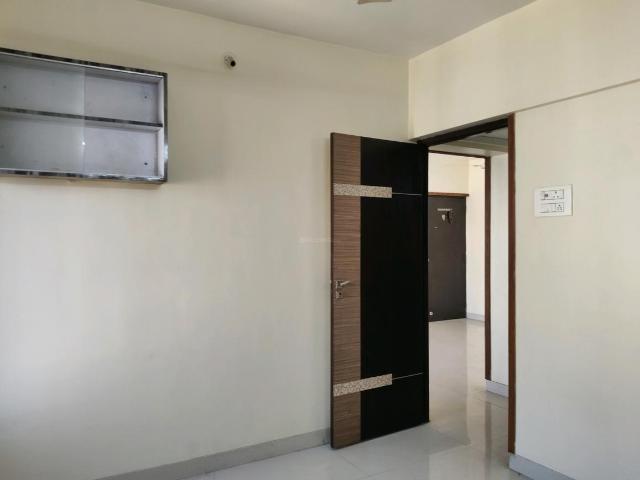 2 BHK Apartment in Kasarvadavali for rent Thane. The reference number is 18879318