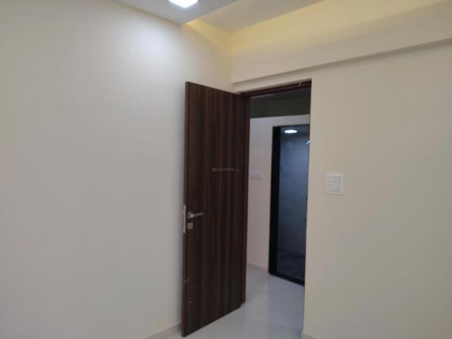 2 BHK Apartment in Kasarvadavali for rent Thane. The reference number is 20159909