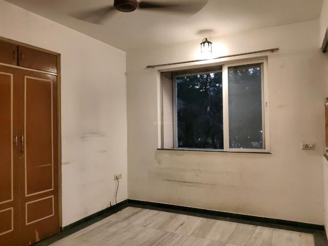 2 BHK Apartment in Kasarvadavali for rent Thane. The reference number is 20104323