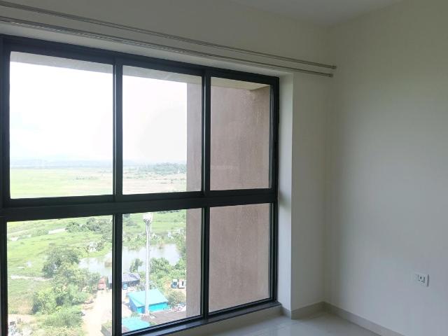 2 BHK Apartment in Kasarvadavali for rent Thane. The reference number is 20105762