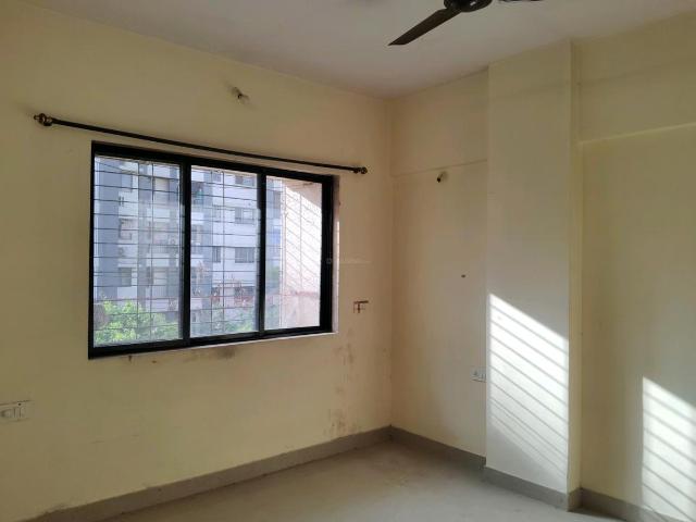 2 BHK Apartment in Kasarvadavali for rent Thane. The reference number is 20344912