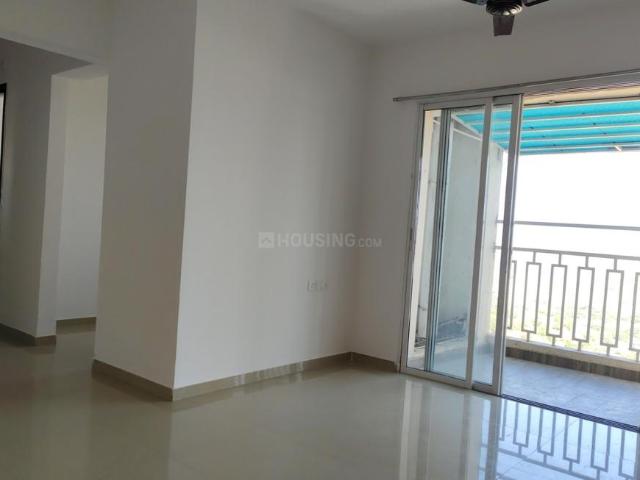 2 BHK Apartment in Kasarvadavali for rent Thane. The reference number is 20392504