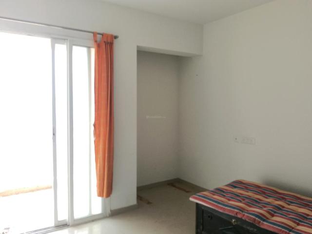 2 BHK Apartment in Kasarvadavali for rent Thane. The reference number is 20397363