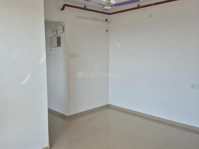 2 BHK Apartment in Kasarvadavali for rent Thane. The reference number is 20568734