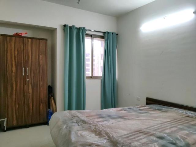 2 BHK Apartment in Kasarvadavali for rent Thane. The reference number is 20673502