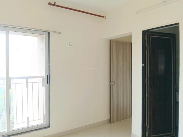 2 BHK Apartment in Kasarvadavali for rent Thane. The reference number is 20604960