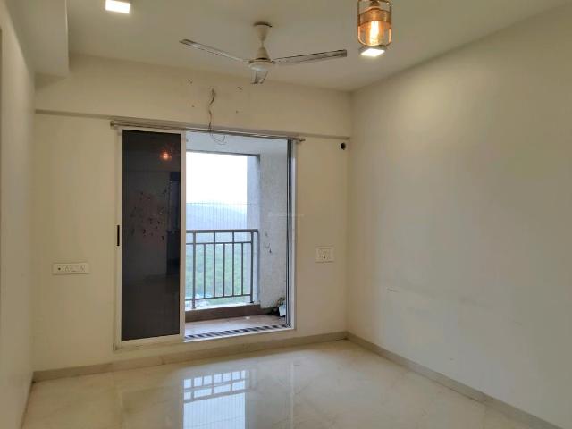 2 BHK Apartment in Kasarvadavali for rent Thane. The reference number is 20607964