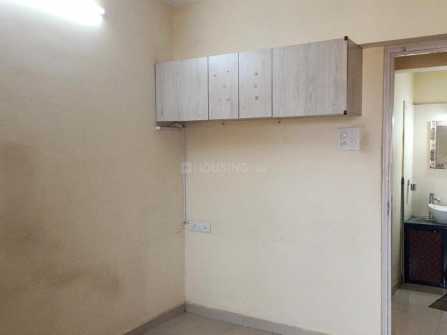 2 BHK Apartment in Kasarvadavali for rent Thane. The reference number is 20742280
