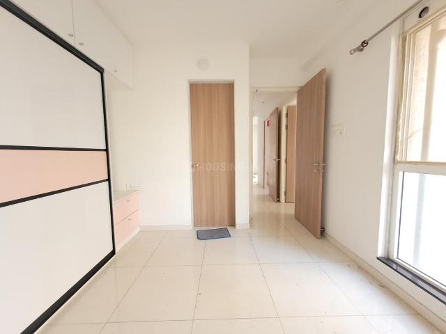 2 BHK Apartment in Thane West for rent Thane. The reference number is 20754743