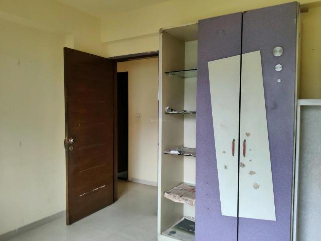 2 BHK Apartment in Kasarvadavali for rent Thane. The reference number is 20770837