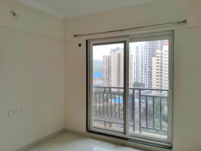 2 BHK Apartment in Kasarvadavali for rent Thane. The reference number is 20848645