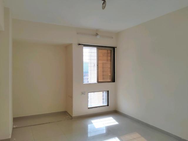 2 BHK Apartment in Kasarvadavali for rent Thane. The reference number is 21044691