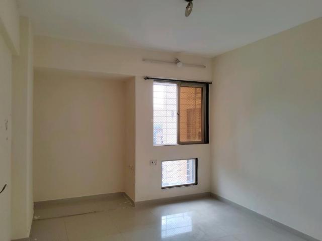 2 BHK Apartment in Kasarvadavali for rent Thane. The reference number is 21044879