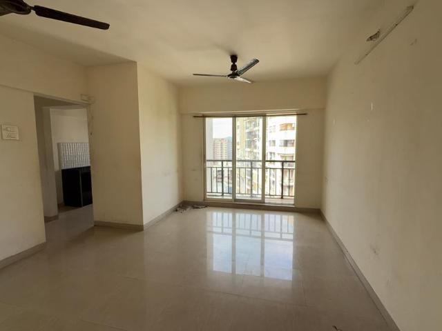 2 BHK Apartment in Kasarvadavali for rent Thane. The reference number is 21063122
