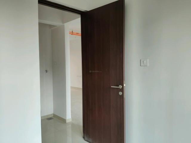 2 BHK Apartment in Kasarvadavali for rent Thane. The reference number is 21088659