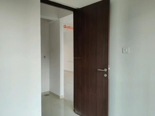 2 BHK Apartment in Kasarvadavali for rent Thane. The reference number is 21093357