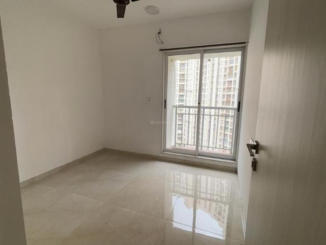 2 BHK Apartment in Kasarvadavali for rent Thane. The reference number is 21015621